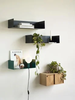 Aparador De Pared De Madera De Roble Con Diseno En Espiga Herringbone