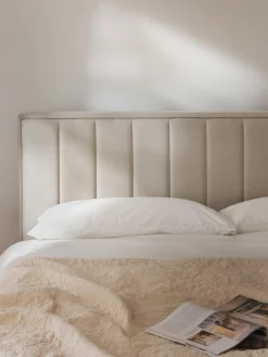 Cama Continental Livia, Con Espacio De Almacenamiento