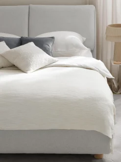 Cama Tapizada Laura