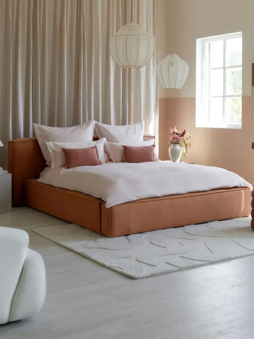 Cama Tapizada Lennon
