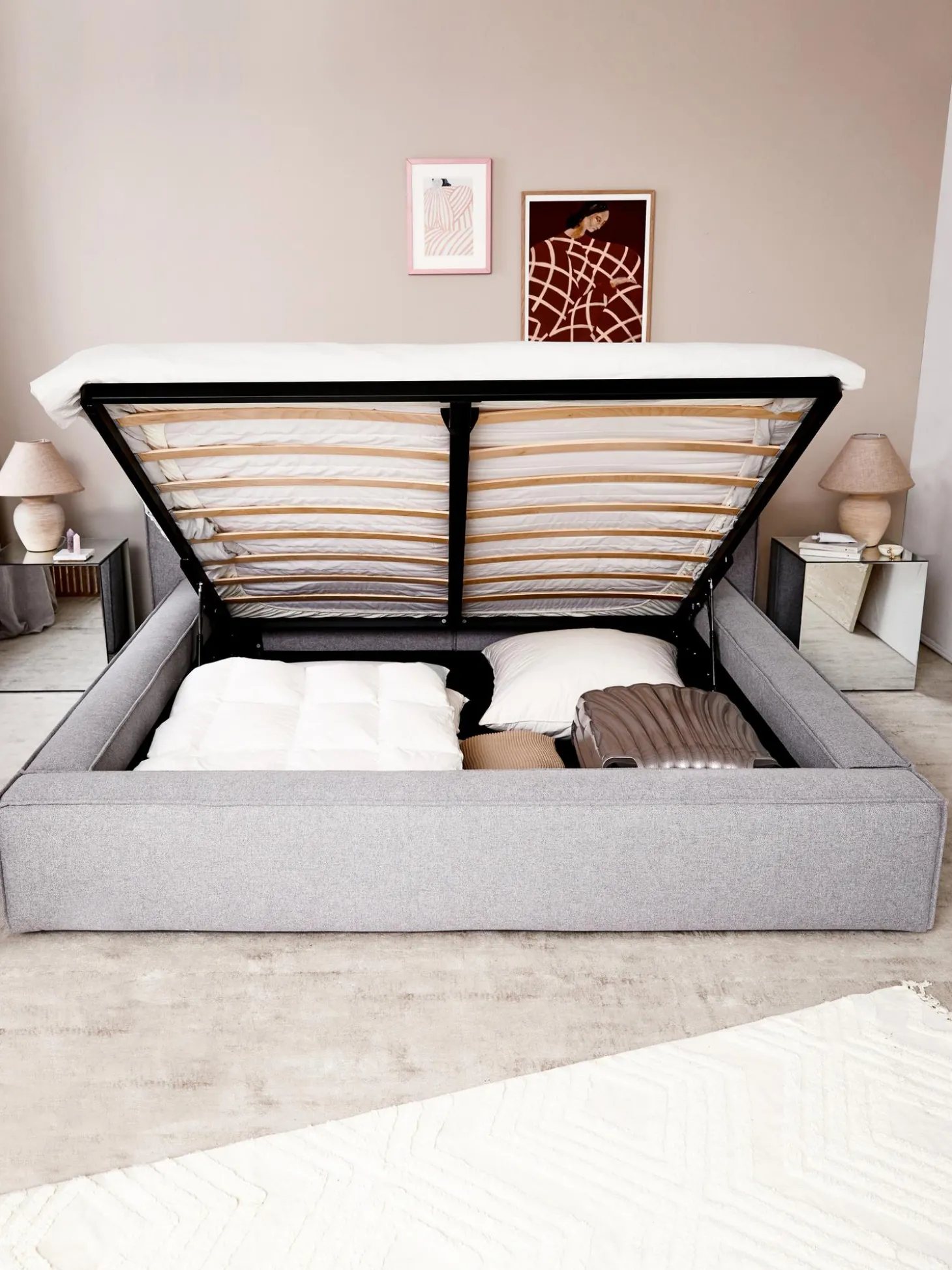 Cama Tapizada Lennon, Con Espacio De Almacenamiento
