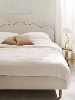 Cama Tapizada Romy, Con Cabecero