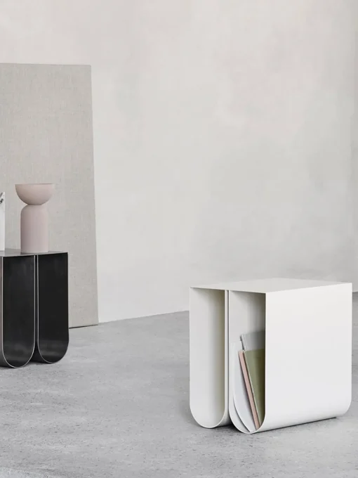 Mesa Auxiliar De Metal Curved