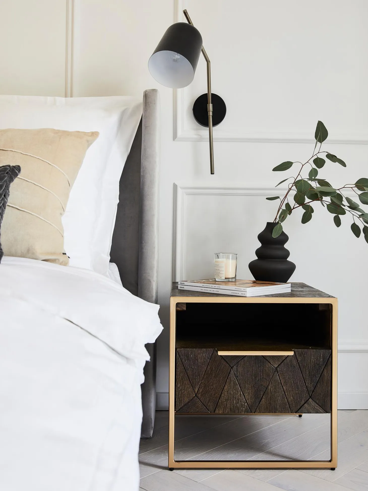 Mesita De Noche De Madera Maciza De Mango Harry