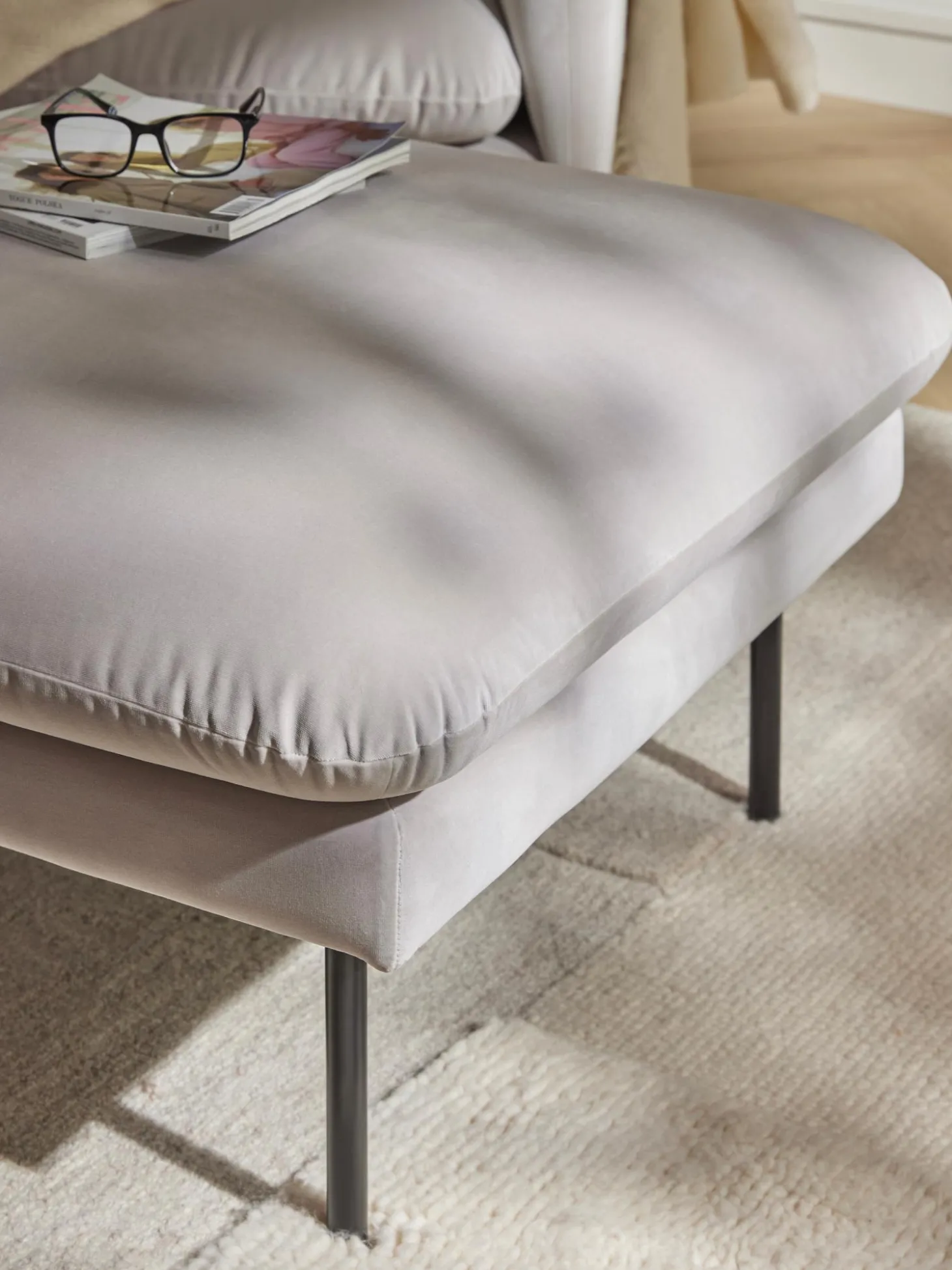 Reposapies Puf De Terciopelo Moby