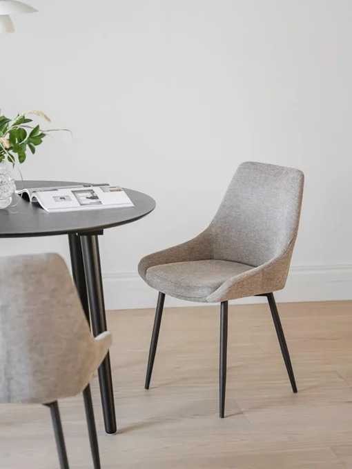 Set De Mesa De Comedor Con Sillas Tapizadadas Yumi, 3 Pzas.