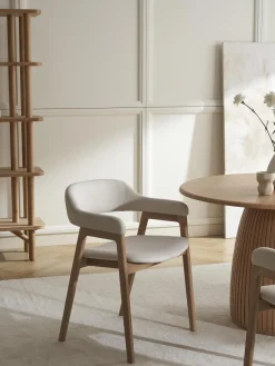 Silla Con Reposabrazos De Madera Santiano