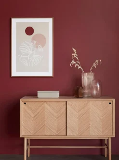 Aparador De Madera De Roble Con Diseno En Espiga Herringbone