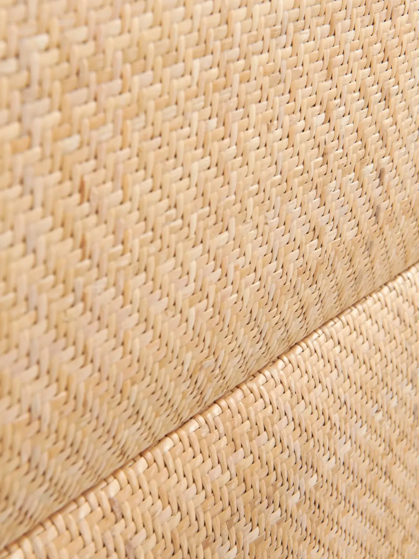 Cabecero De Ratan Byrum