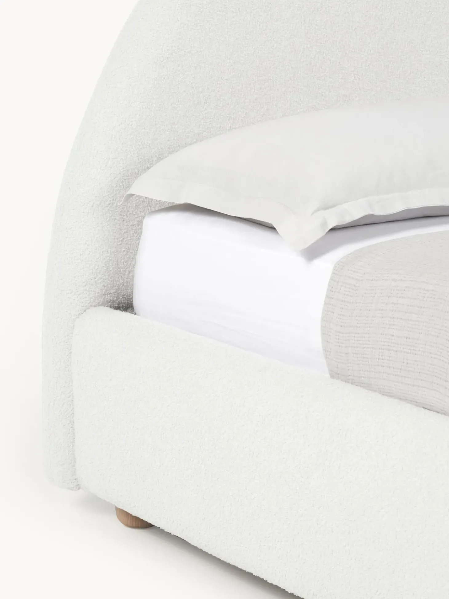 Cama Tapizada En Tejido Boucle Ebba, Con Espacio De Almacenamiento