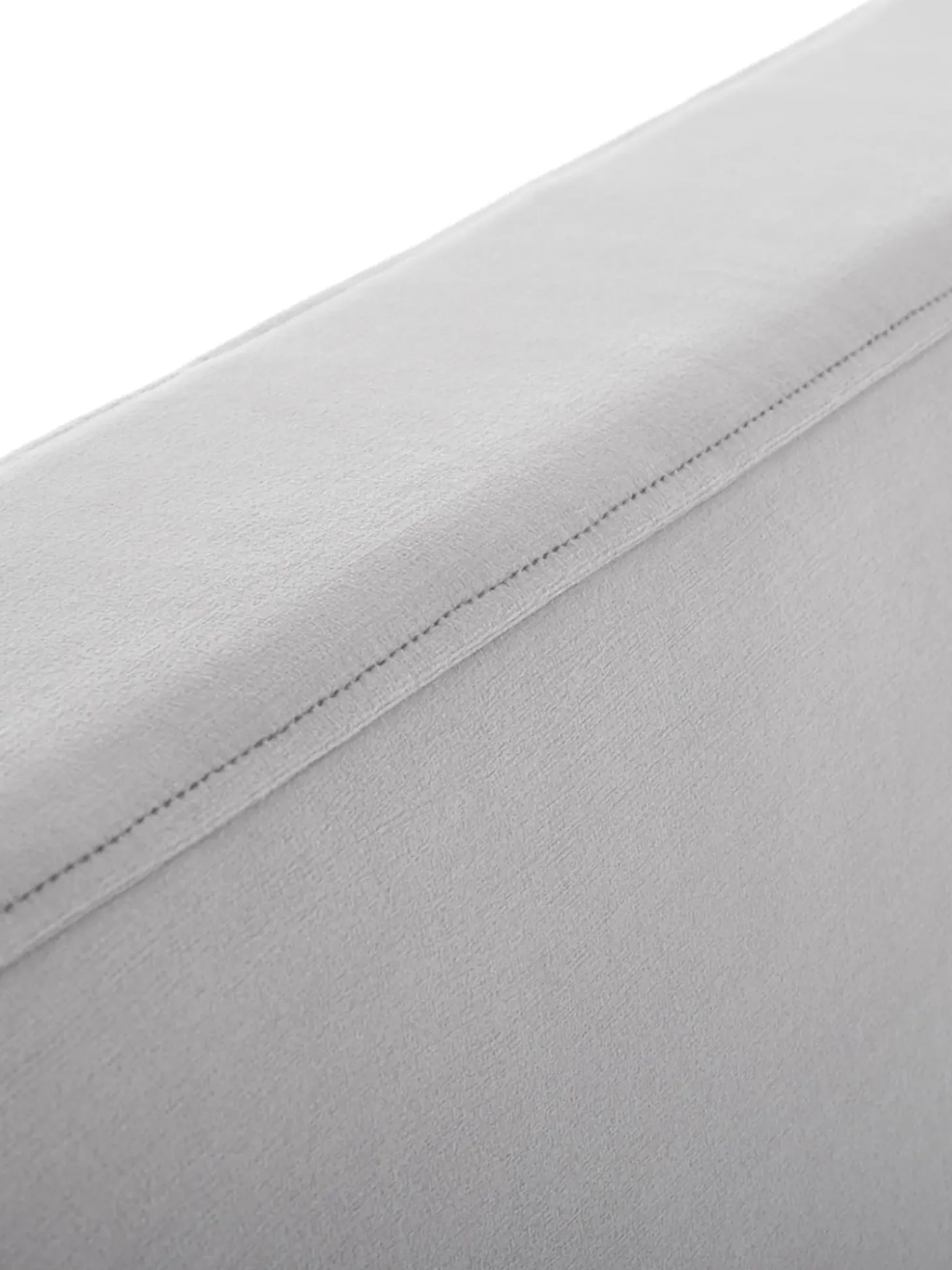 Cama Tapizada En Terciopelo Peace