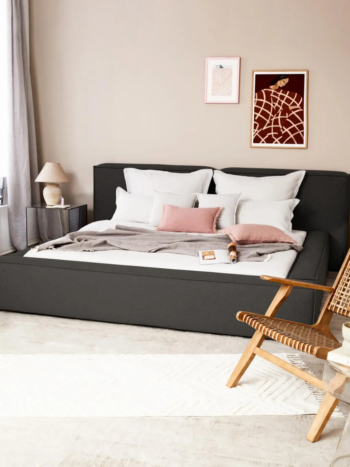 Cama Tapizada Lennon