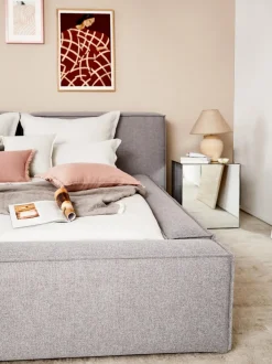 Cama Tapizada Lennon