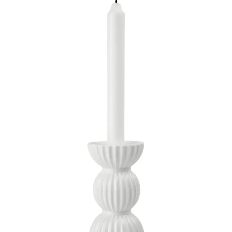 Candelabro De Porcelana Con Relieves Tura