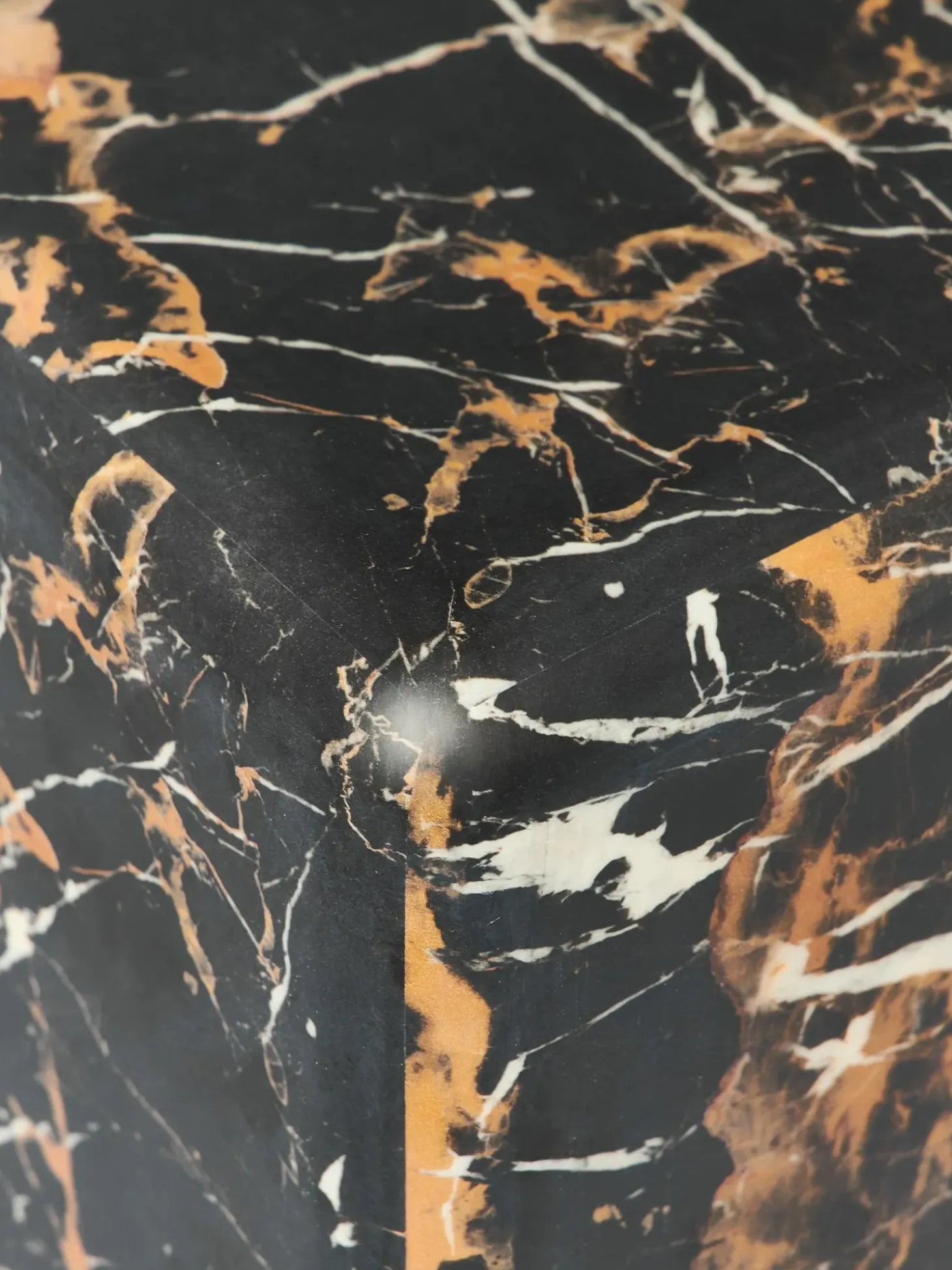 Columna Decorativa En Aspecto Marmol Look