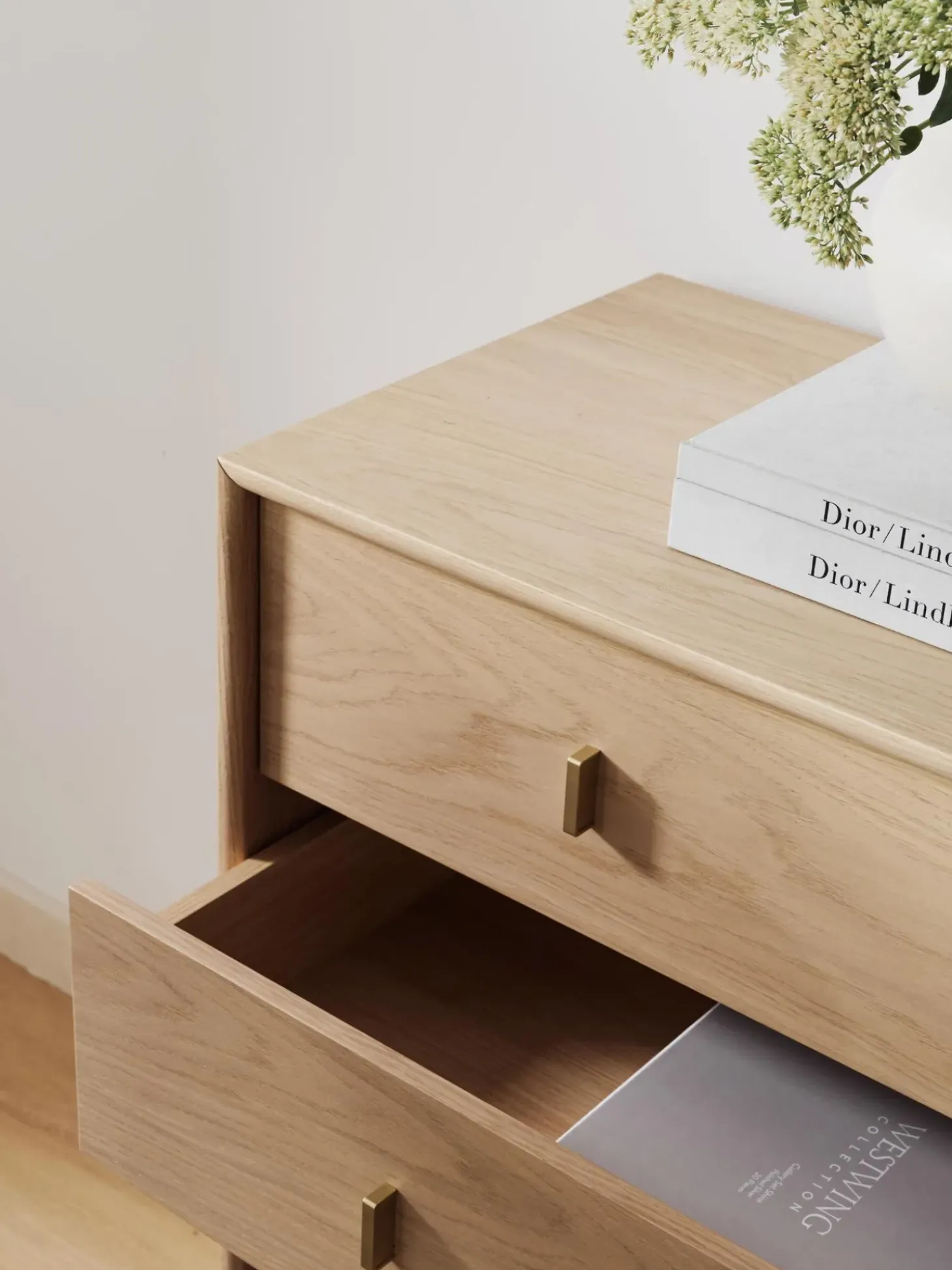 Comoda Con Cajones De Roble Diana