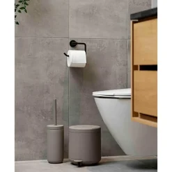 Cubo Con Funcion De Pedal Ume