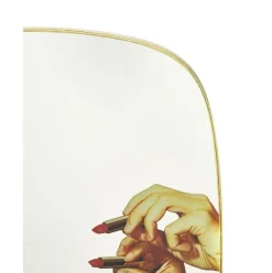 Espejo De Pared De Diseno Lipsticks