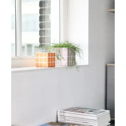 Macetero Pequena De Dolomita Tile