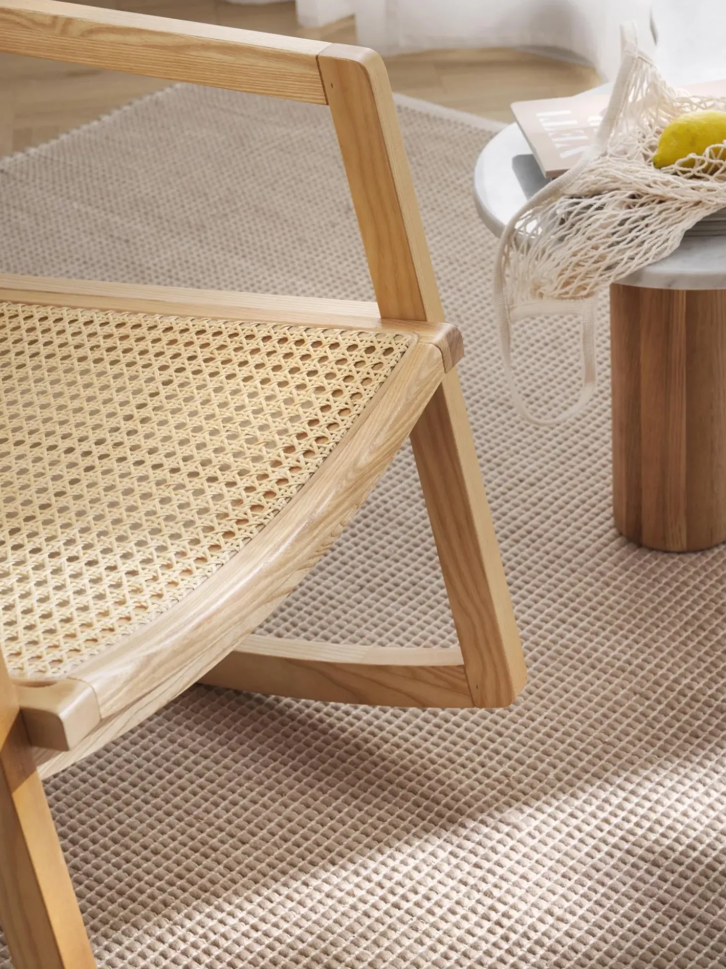 Mecedora De Madera De Fresno Con Tejido Vienes Craig