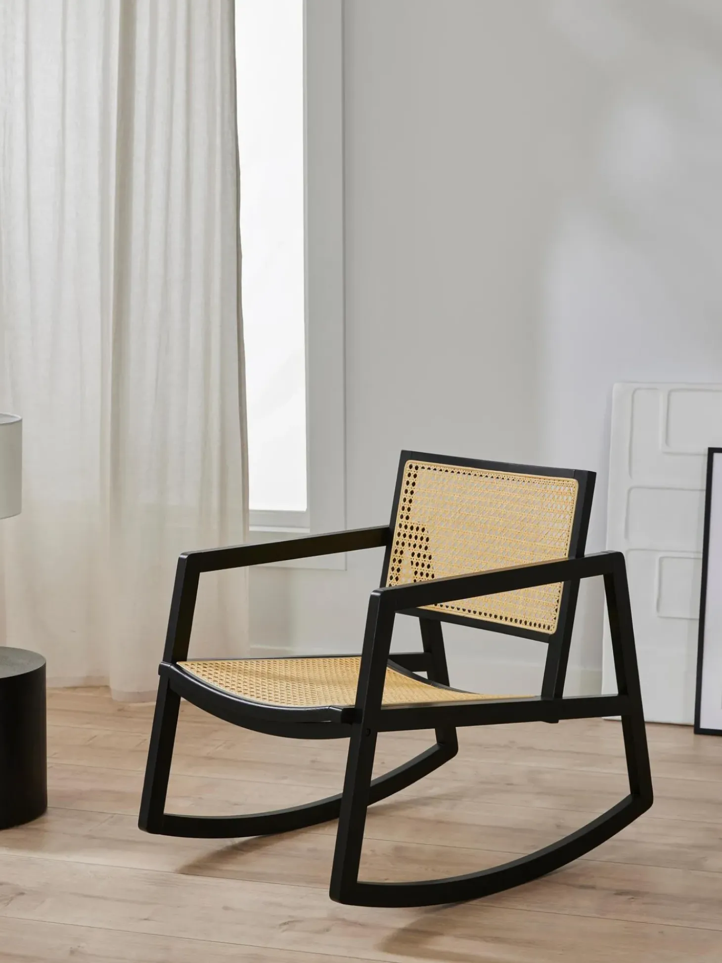 Mecedora De Madera De Fresno Con Tejido Vienes Craig