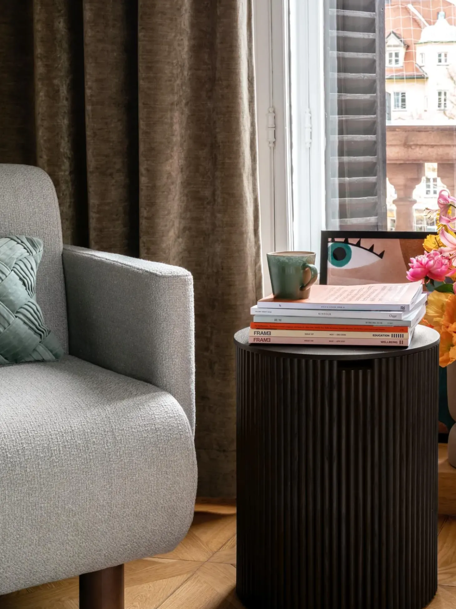 Mesa Auxiliar De Madera Nele, Con Funcion De Almacenamiento