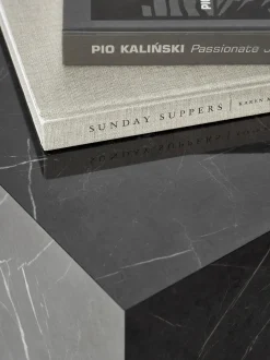 Mesa Auxiliar En Look Marmol Lesley