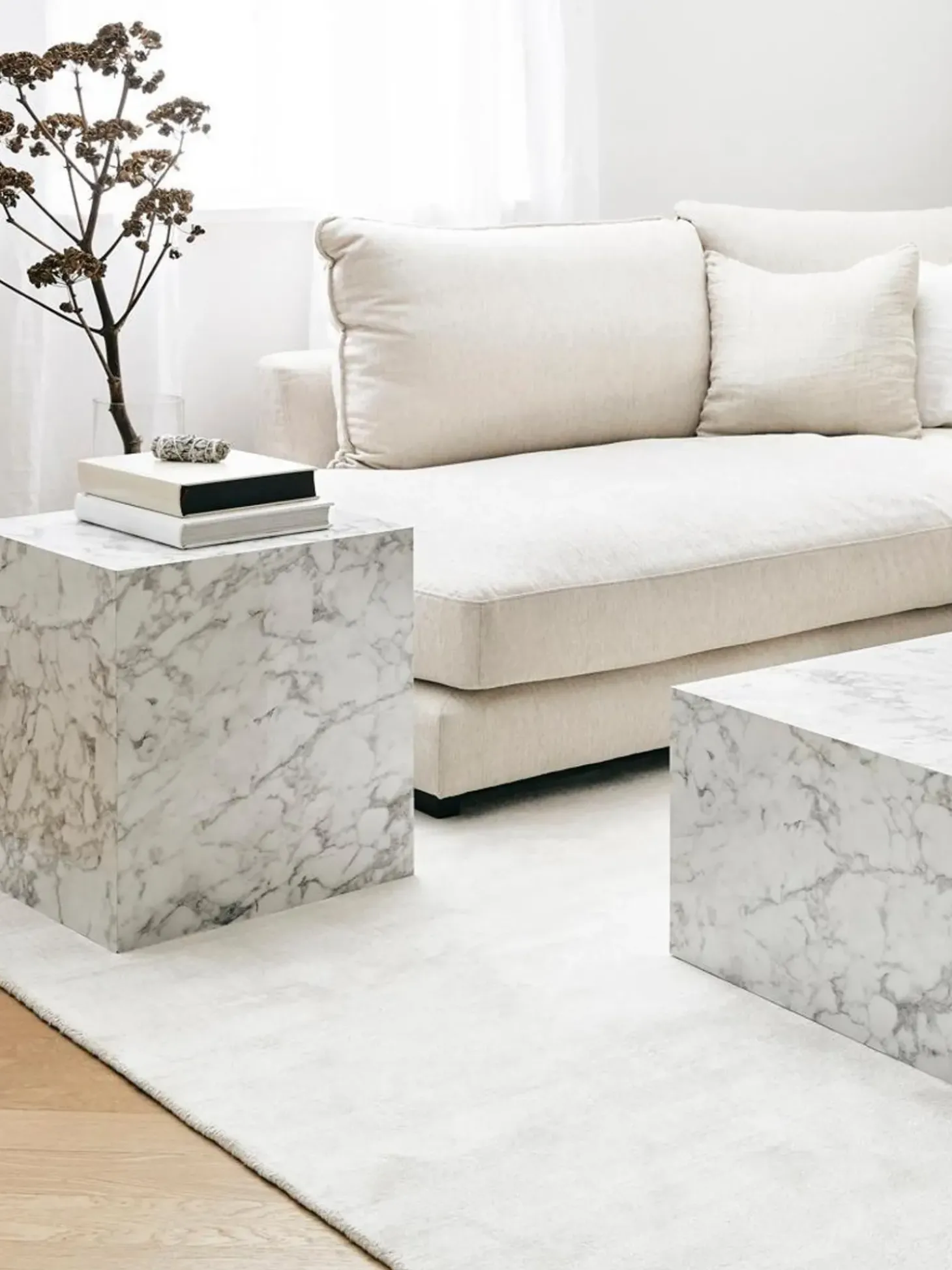 Mesa Auxiliar En Look Marmol Lesley