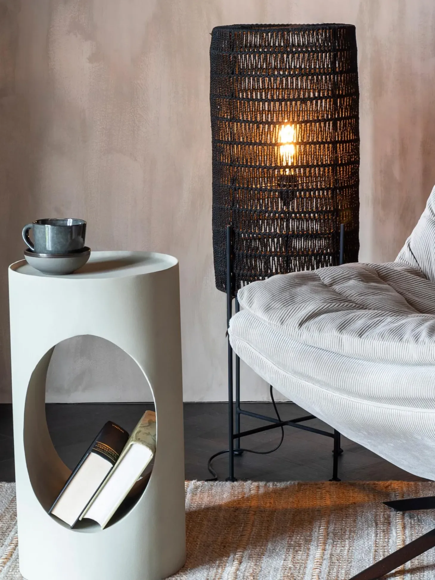 Mesa Auxiliar Redonda De Metal Sai