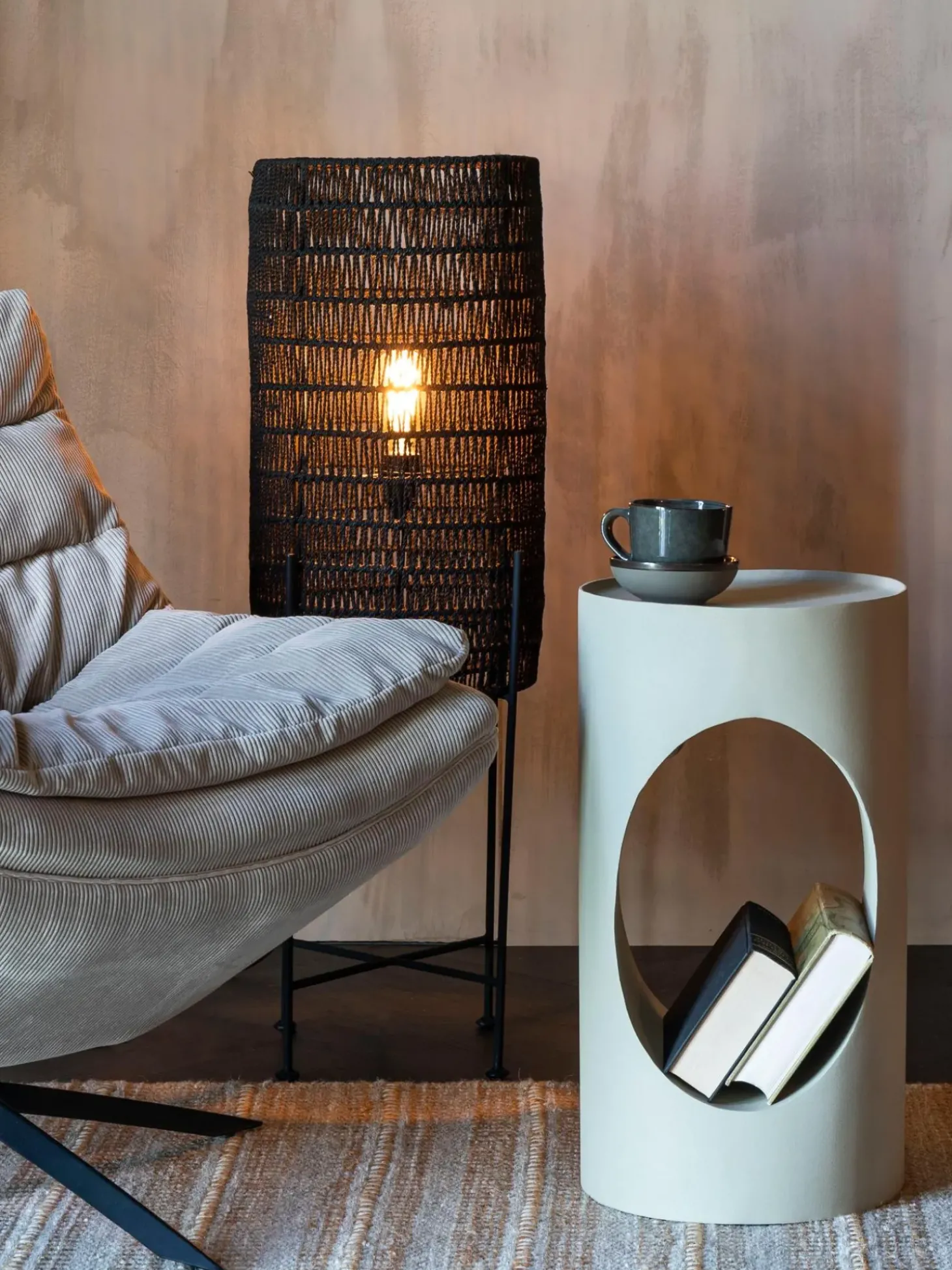 Mesa Auxiliar Redonda De Metal Sai