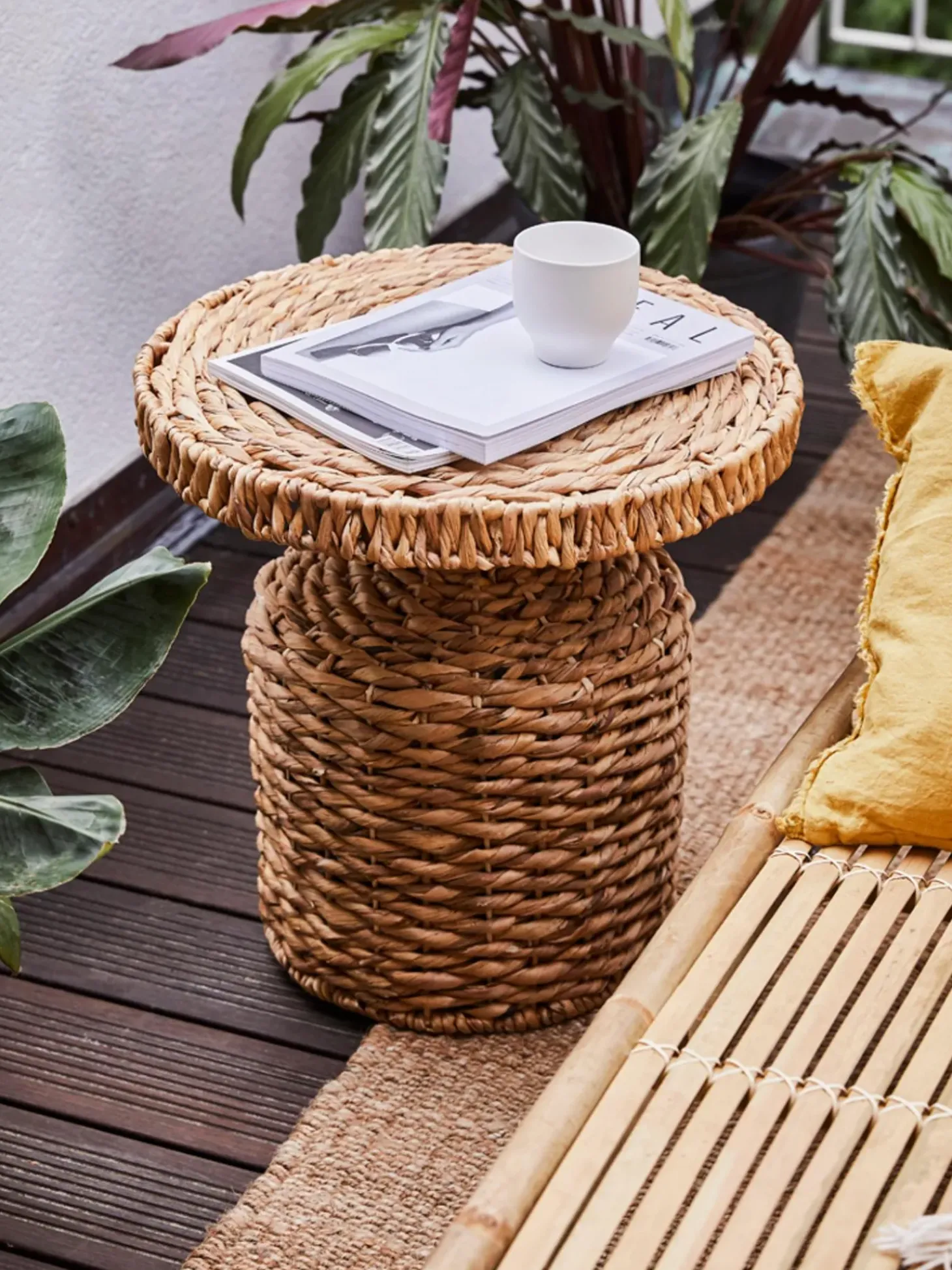 Mesa Auxiliar Redonda De Ratan Camo