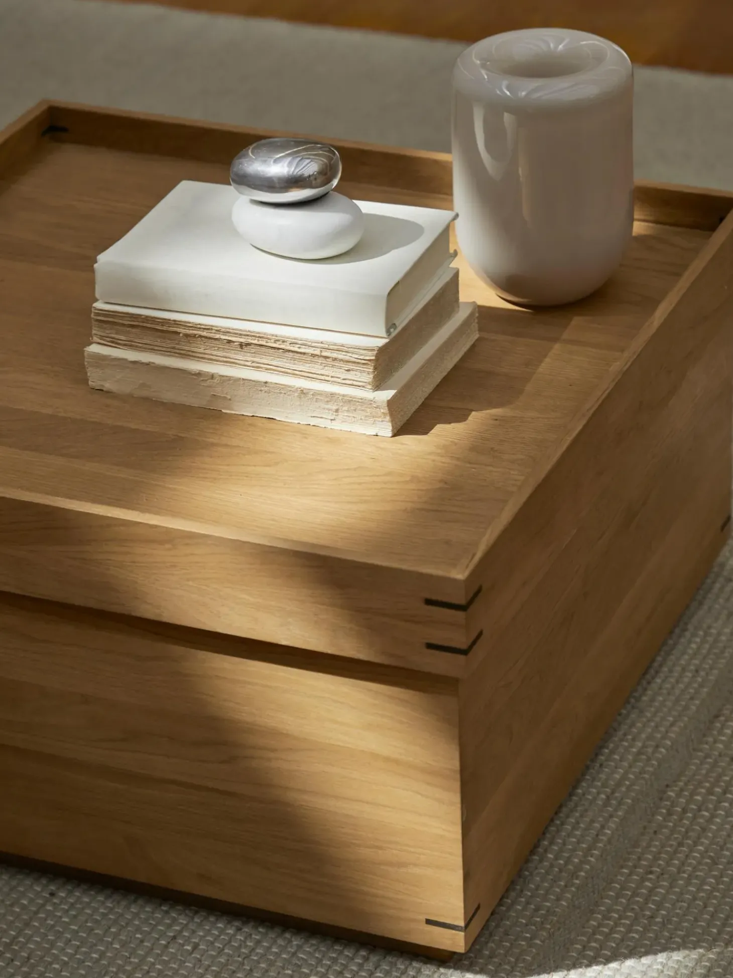 Mesa De Centro Artesanal De Roble Japanese, Con Espacio De Almacenamiento