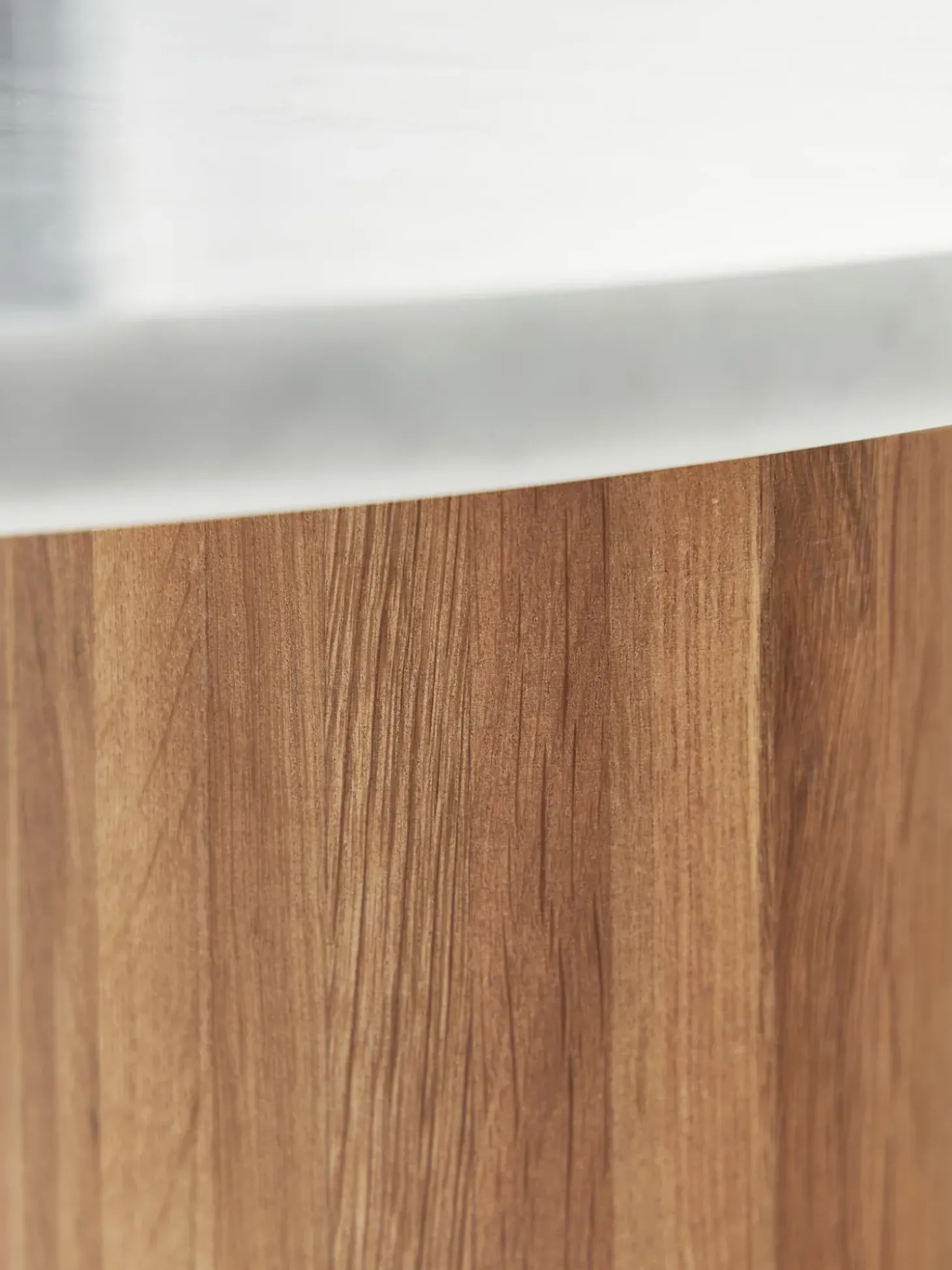 Mesa De Centro De Marmol Con Forma Organica Naruto