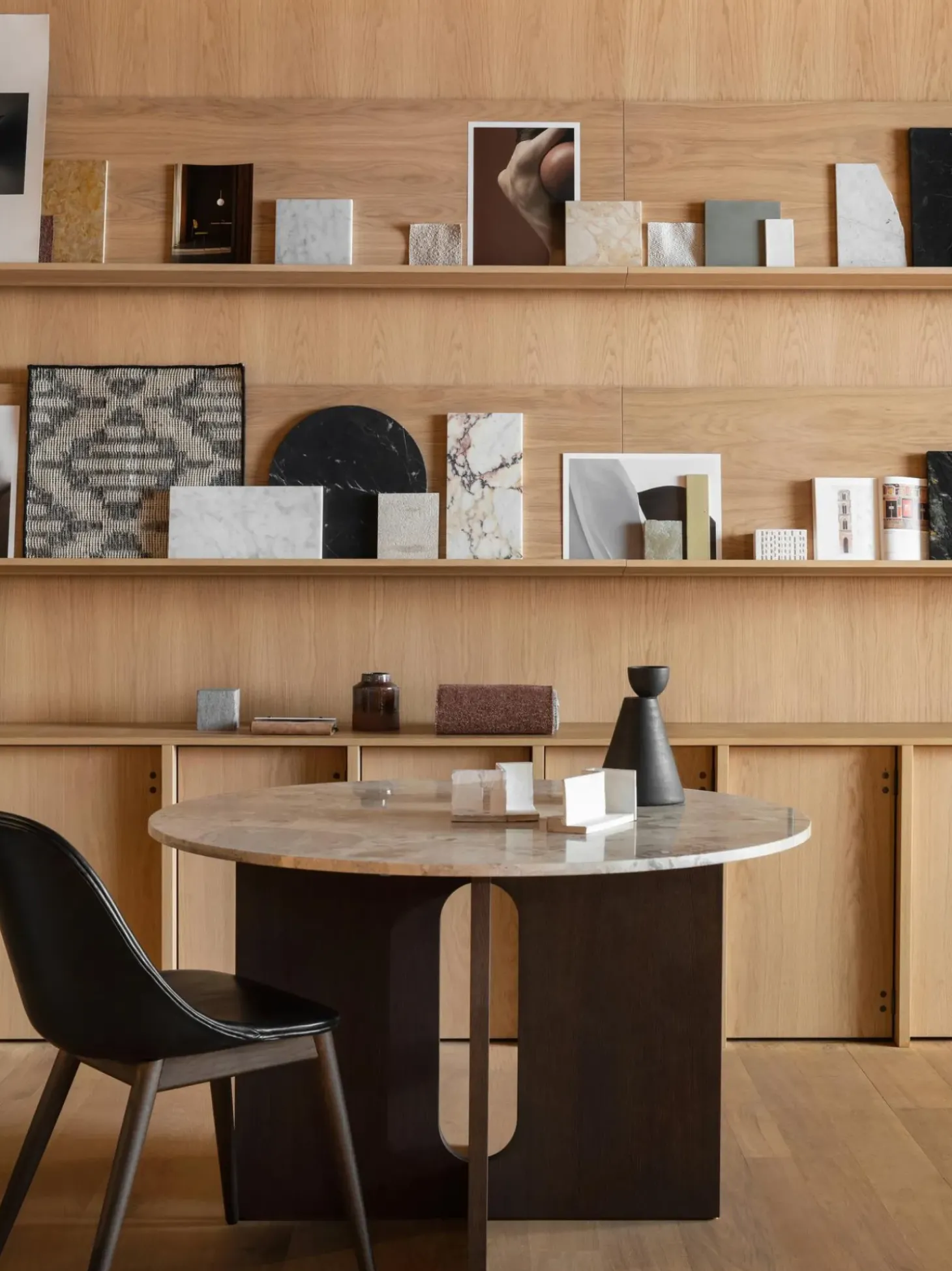 Mesa De Comedor Androgyne, Tablero De Piedra Arenisca, O 120 Cm