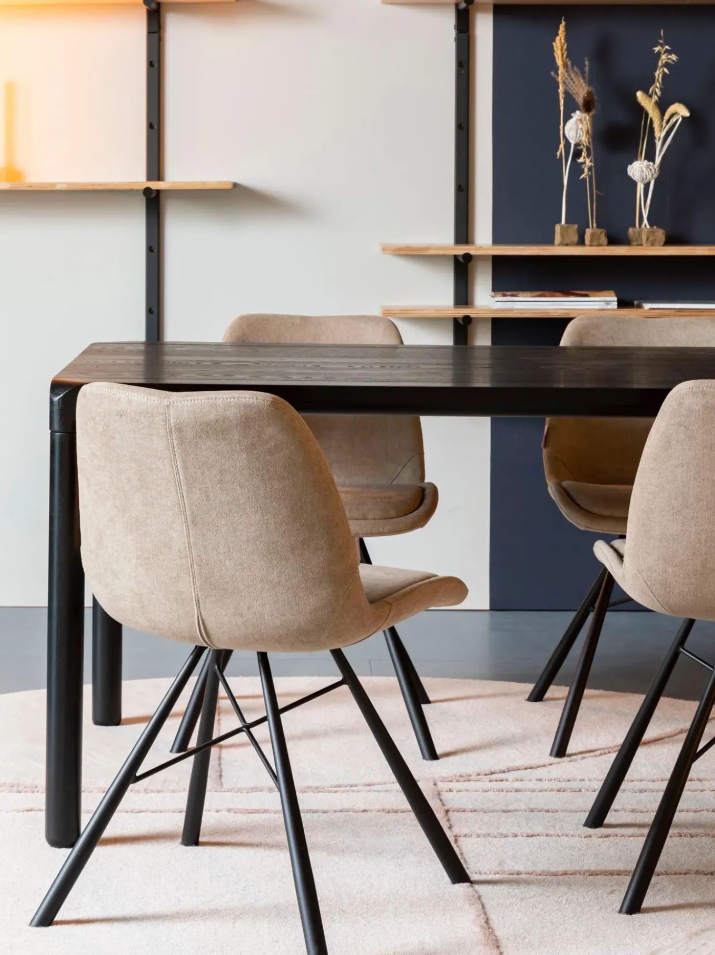 Mesa De Comedor De Madera De Fresno Storm, Tamanos Diferentes