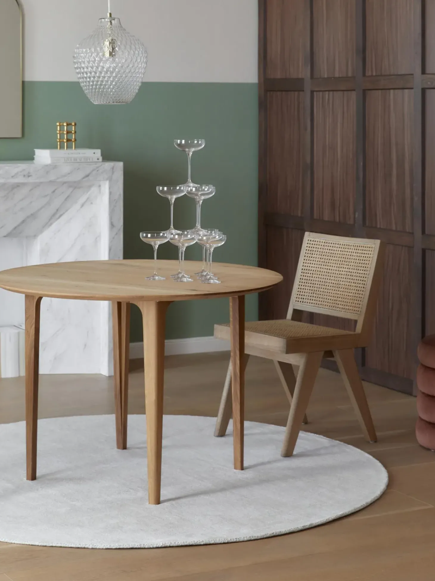 Mesa De Comedor Redonda De Madera De Roble Maciza Archie, O 110 Cm