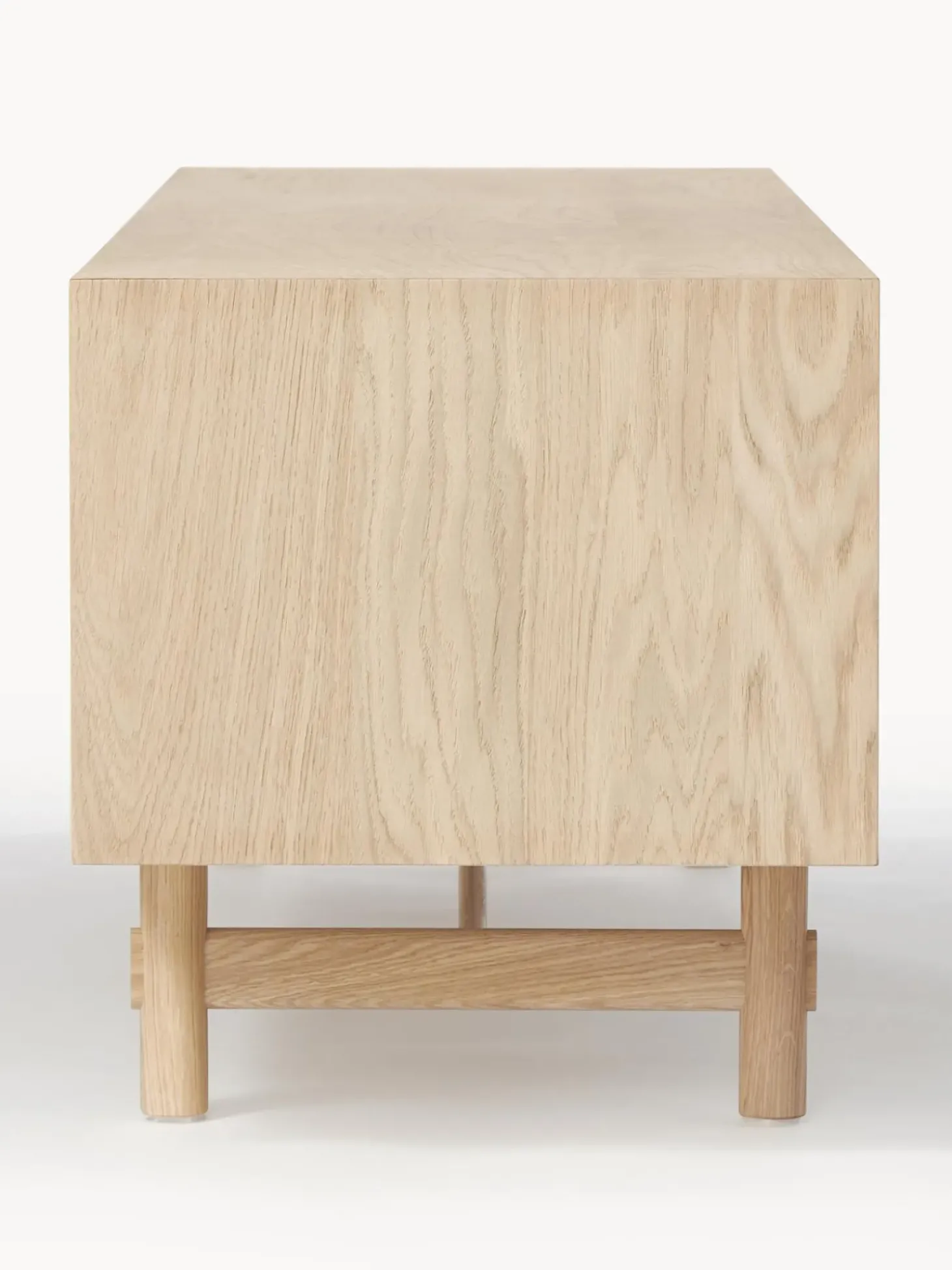 Mueble Tv Con Puertas De Roble Diana