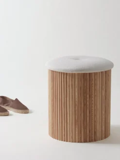 Puf De Madera Darwin, Con Espacio De Almacenamiento