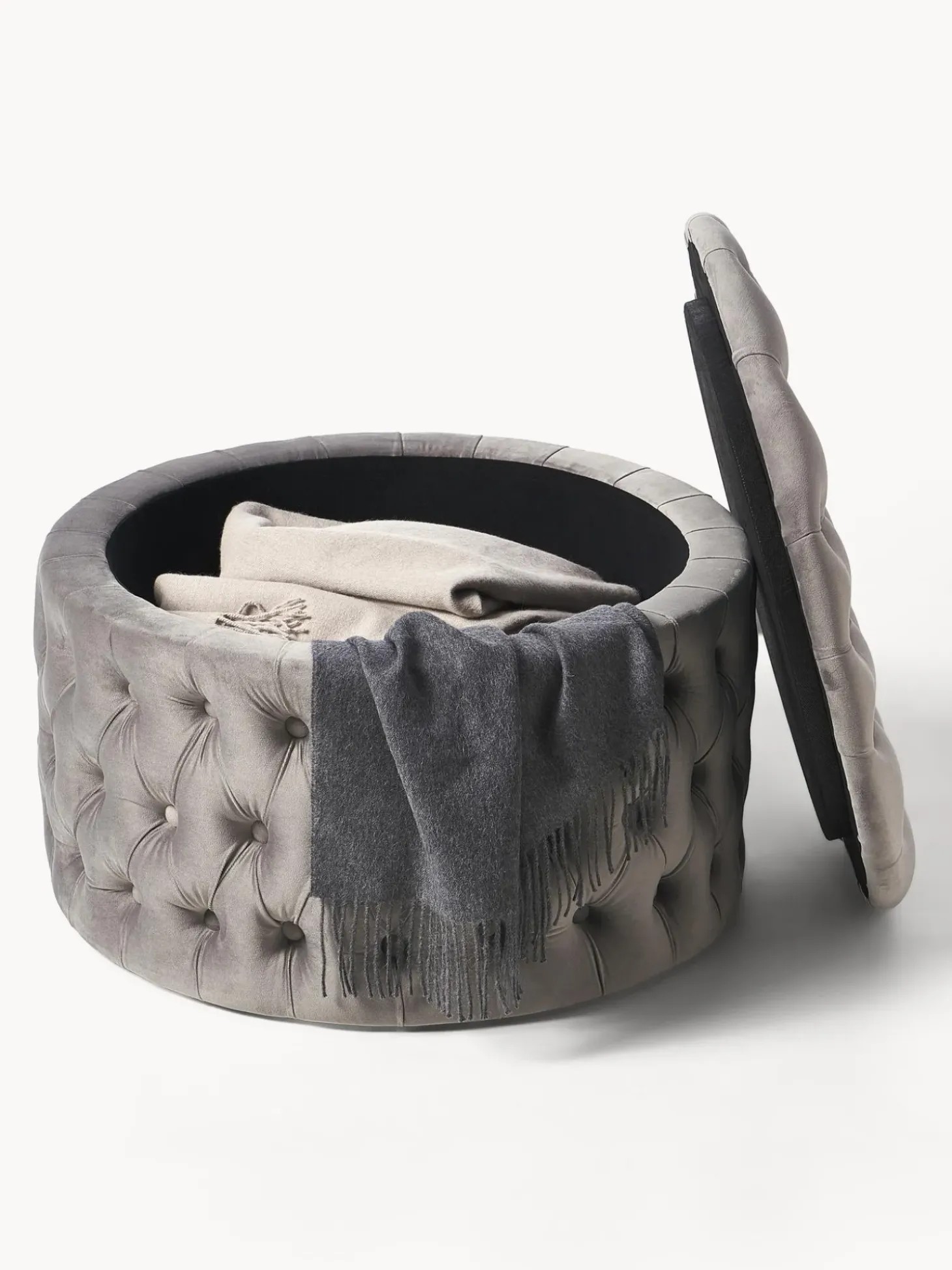 Puf Grande De Terciopelo Chiara, Con Espacio De Almacenamiento