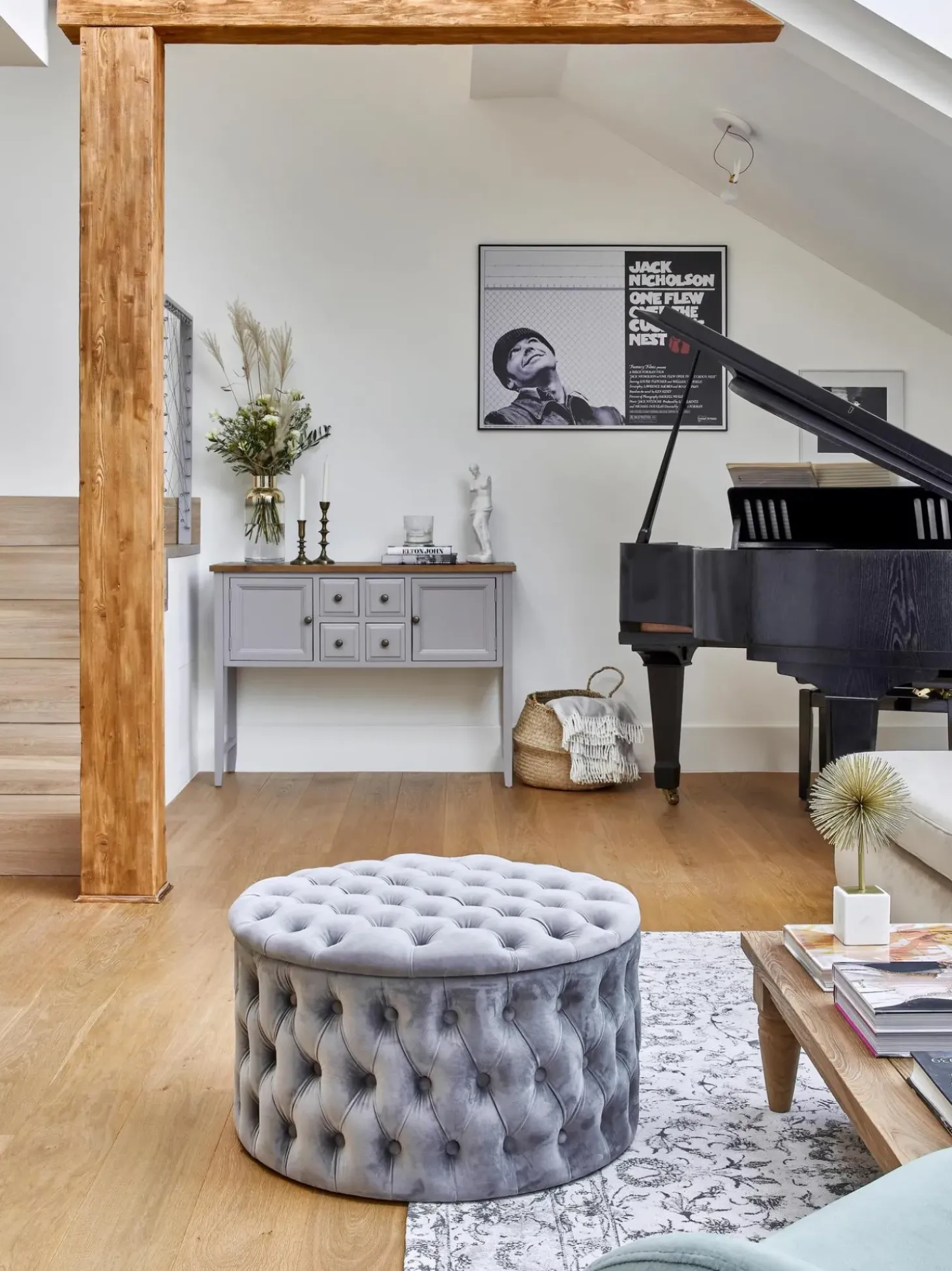 Puf Grande De Terciopelo Chiara, Con Espacio De Almacenamiento