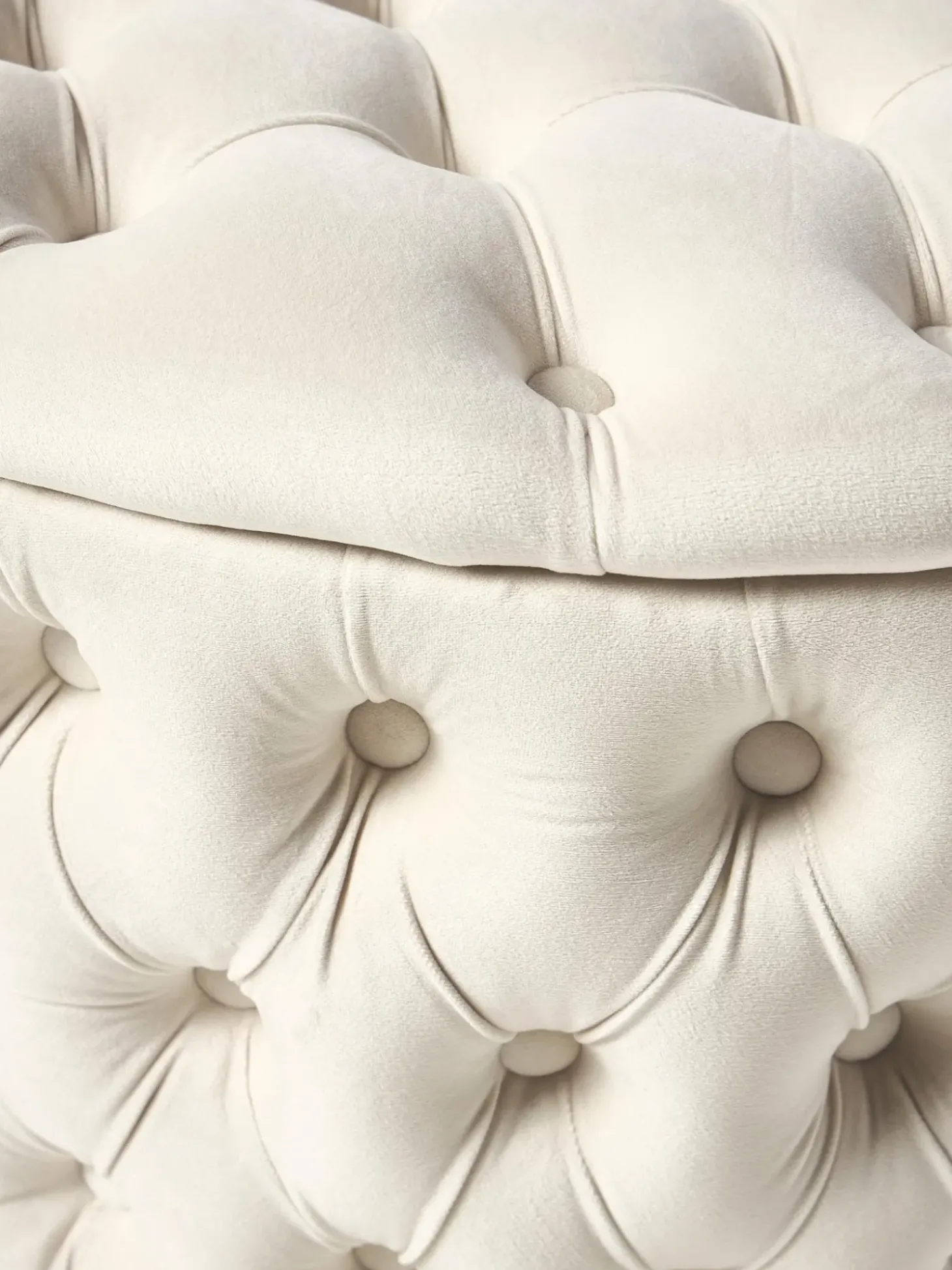 Puf Grande De Terciopelo Chiara, Con Espacio De Almacenamiento