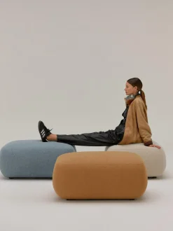 Reposapies Puf En Tejido Boucle Sofia