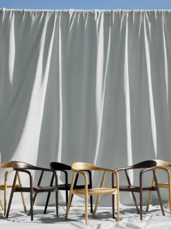 Silla Con Reposabrazos De Madera Angelina