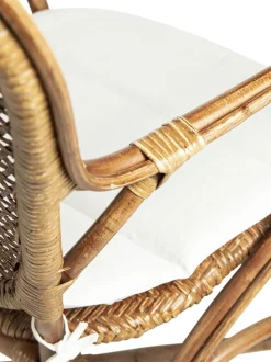 Silla Con Reposabrazos De Ratan Edelina