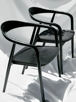 Silla Con Reposabrazos De Madera Con Asiento Tapizado Angelina