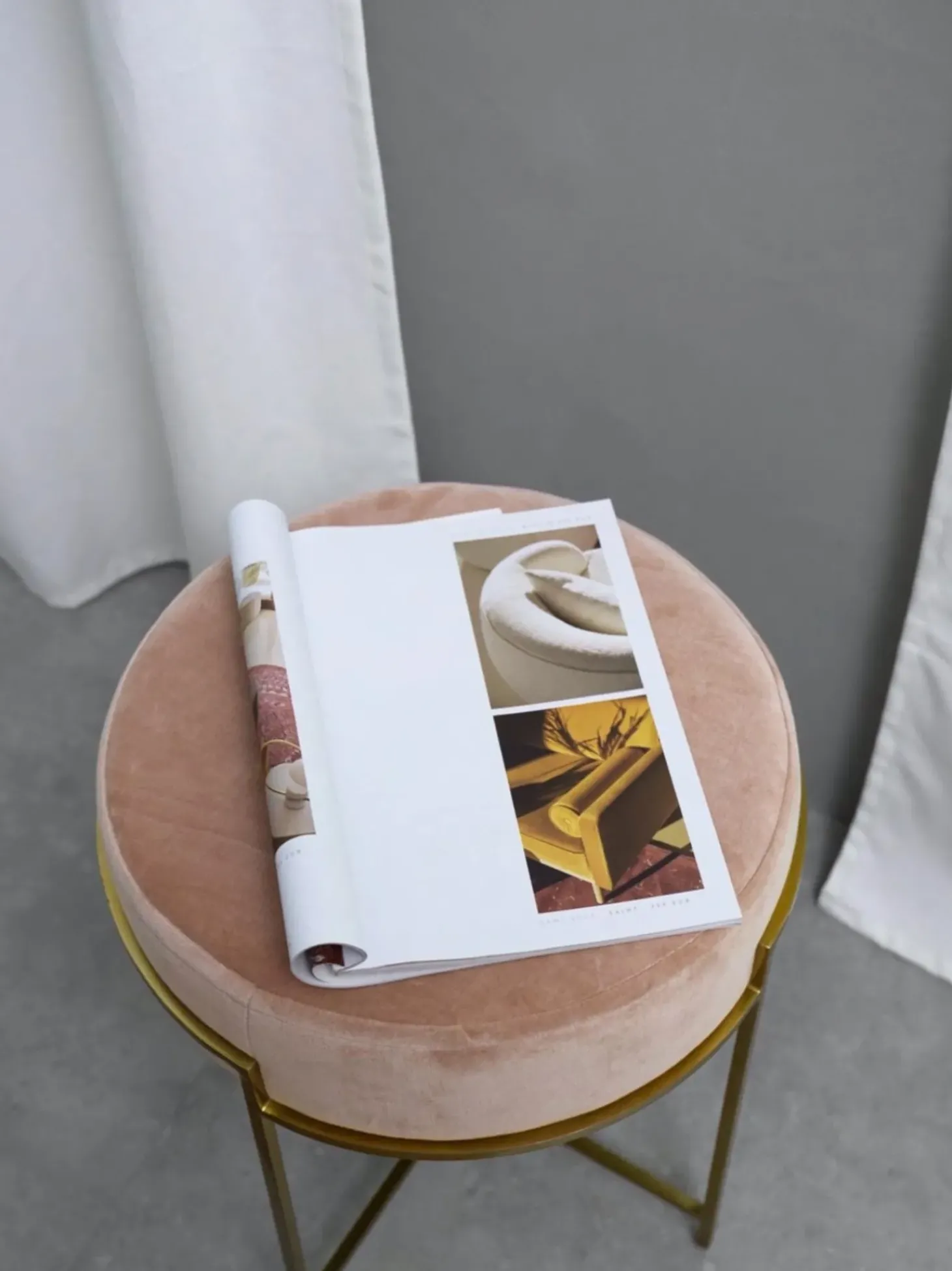 Taburete De Terciopelo Madeleine