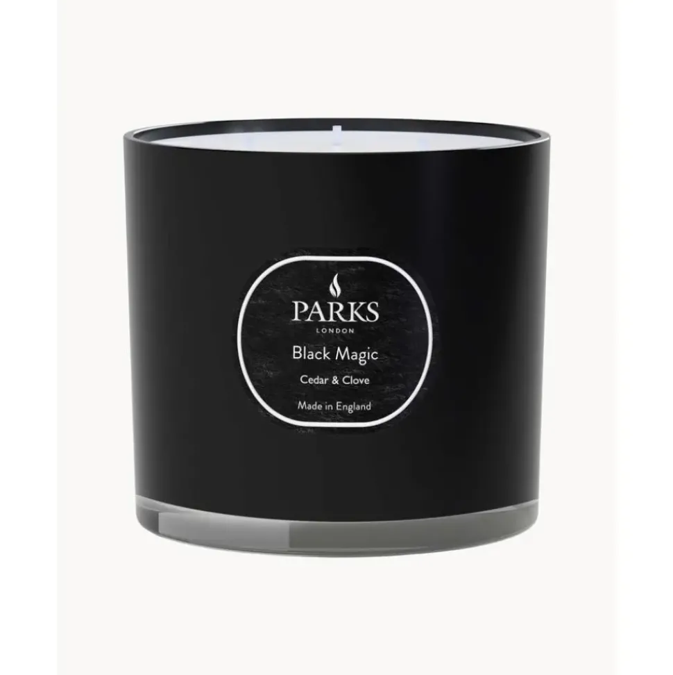 Vela Perfumada Tres Mechas Black Magic (Cedro, Vetiver Y Pachuli)